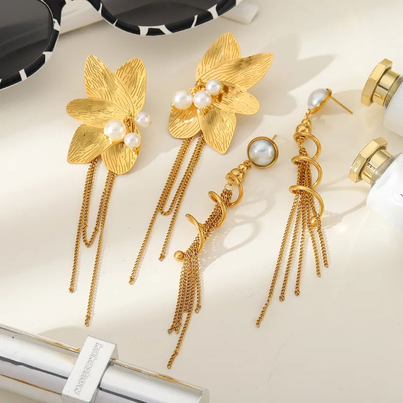 1 Pair Elegant Cute Simple Style Geometric Petal Plating Inlay 304 Stainless Steel Imitation Pearl 18K Gold Plated Ear Studs