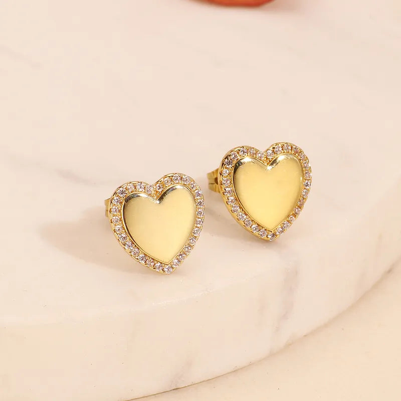 1 Pair Modern Style Shiny Heart Shape Copper Ear Studs