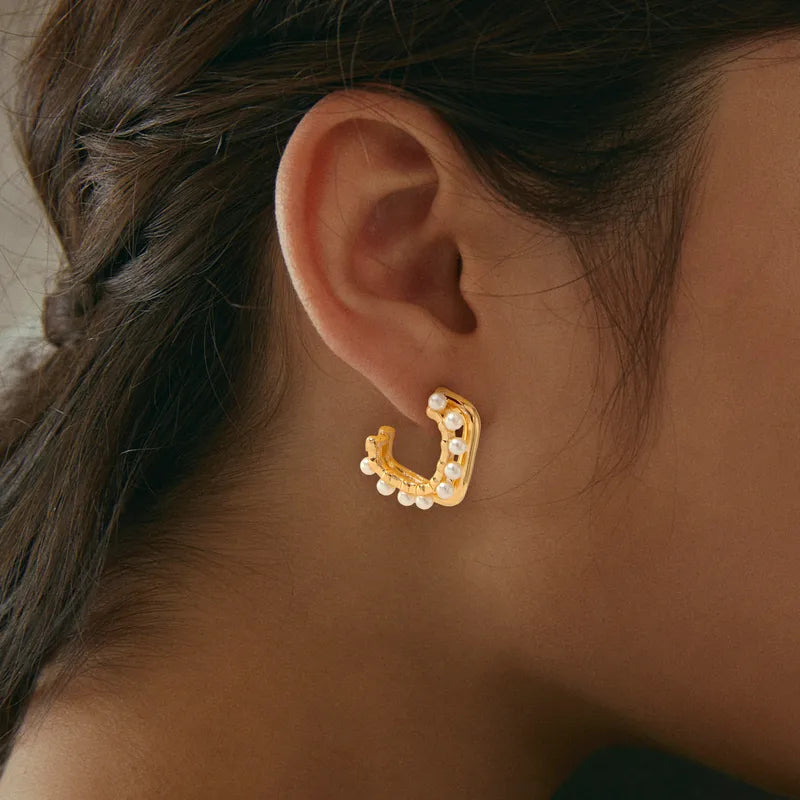 1pair Elegant Style Pearl Earrings Geometric Design Elements Personality Street Fashion Ear Accessories