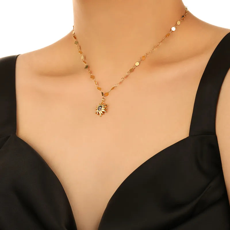 Bohemian Greek Sunflower Pendant Necklace Women's Fashion Titanium Steel Lockbone Chain Jewelry Bohemian Style Ins High-End Design