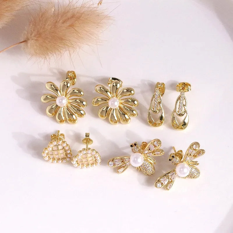 Elegant Fashion Pearl Ear Studs Women Irregular Zircon 18K Gold Flower Design Versatile High-End Feelings Party Jewelry Earrings