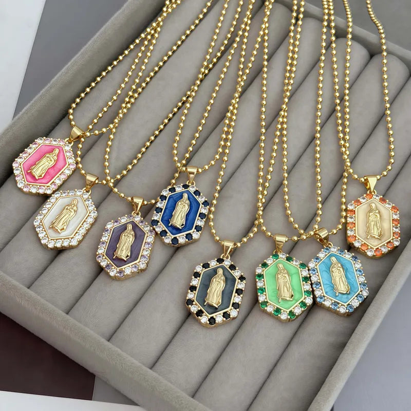 Elegant Fashionable Mary Portrait Pendant Necklace Copper Plated 18K Gold Cubic Zirconia Unisex Everyday Party Music Festival Travel Wear Unique Versatile Style