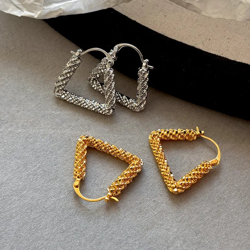 Elegant Gold Triangular Geometric Earrings For Women Retro French Style Copper Alloy Silver Dust Ear Studs And Hoops