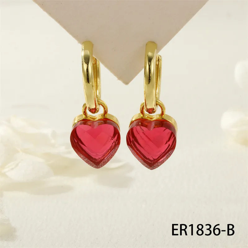 Elegant Minimalist Heart Shaped Zircon Earrings Luxury Lazy Style Copper Material 925 Silver Post Women's Jewelry Accessories