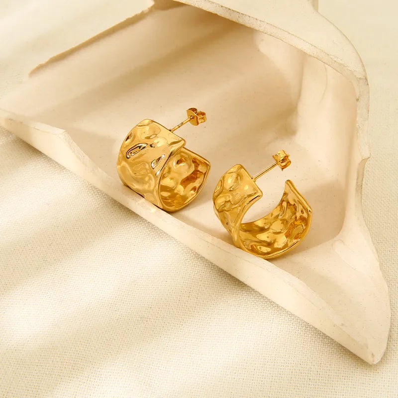 Exaggerated Design Stainless Steel 18K Gold Plated Half Circle Wide C Shaped Earrings Women's Fashion Retro Simple Hammered Texture