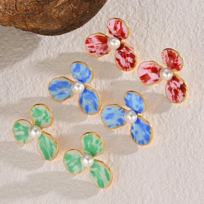 Fashion Stainless Steel 18K Gold Plated Pearl Flower Earrings Non-Fading Earrings Ladies