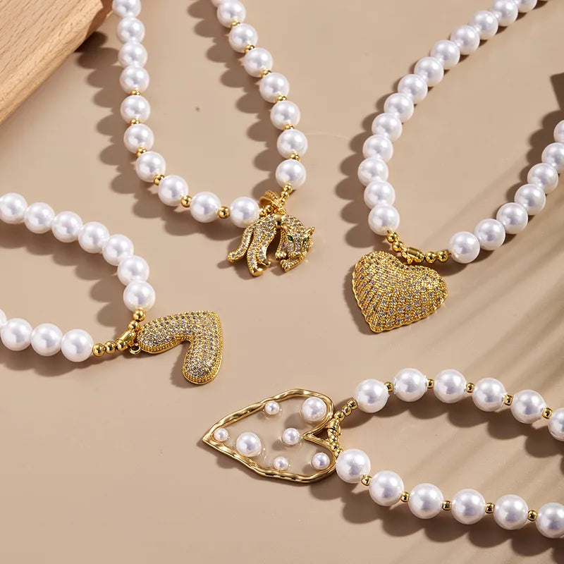 Fashionable Heart Leopard Pearl Necklace Handmade Polished Embedded Copper Lobster Clasp Zircon Stone