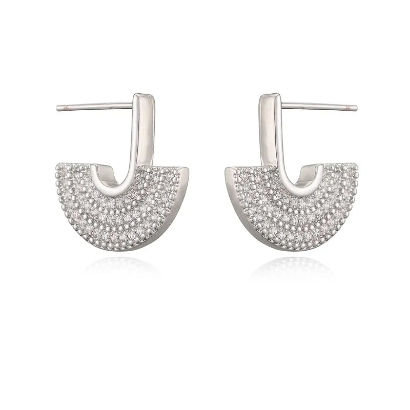 Fashionable Luxury Geometric Earrings Women's Design Sense Small Audience Personality Ear Jewelry New 18K Gold Plated Zinc Stone