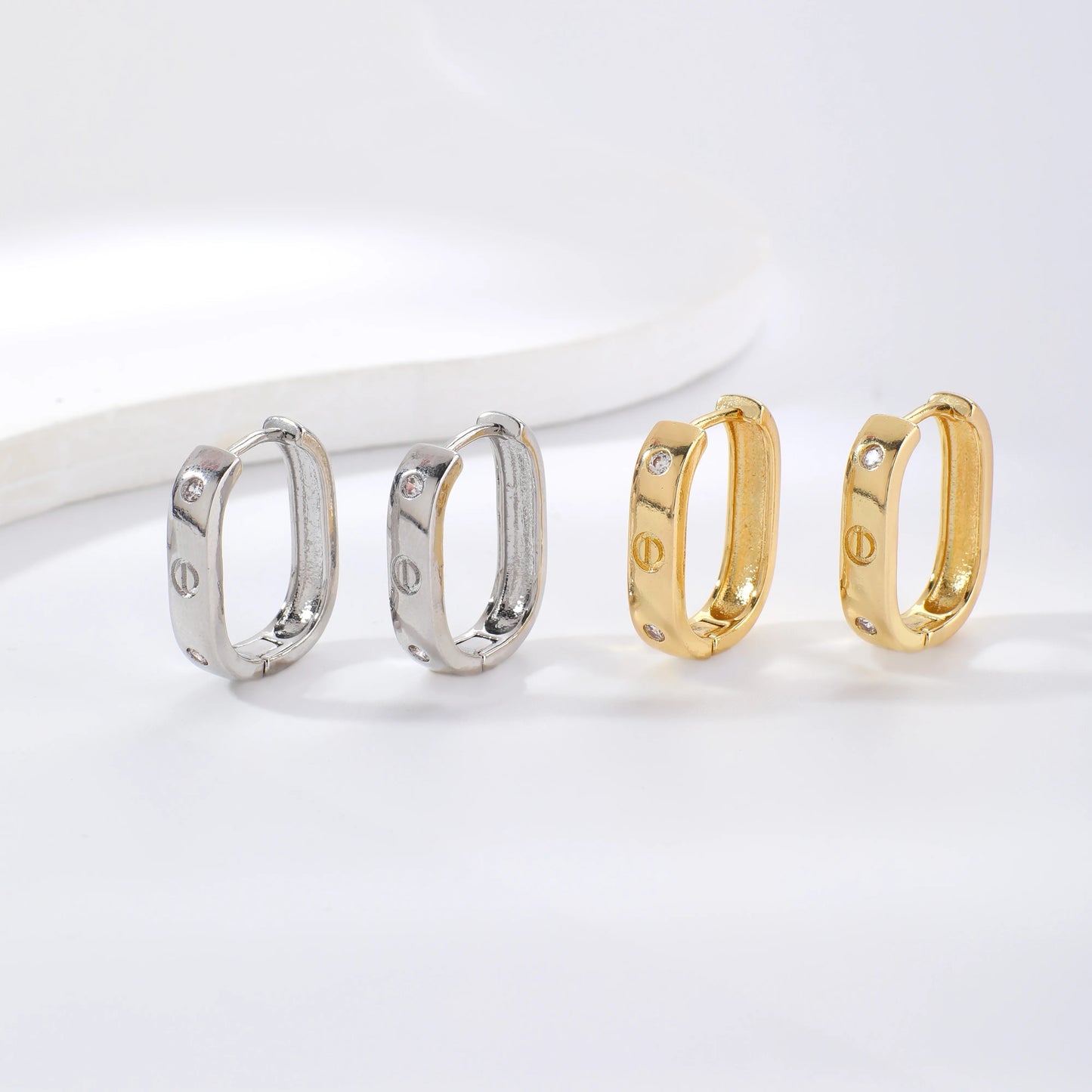 Fashionable Minimalist Solid Color Geometric Print Design Round Copper Ear Cuff Earrings Suitable For Daily Matching Valentine's Day And Birthday Gifts