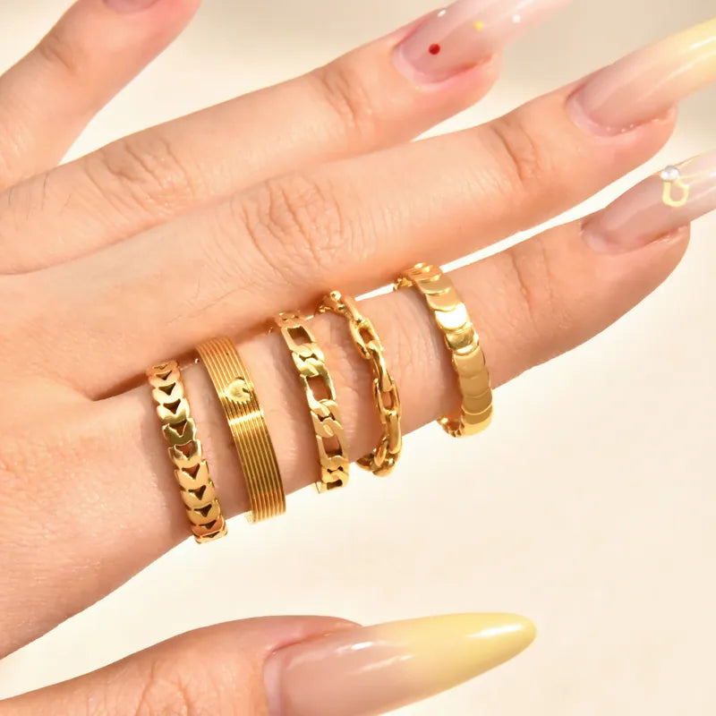 Gold Plated Titanium Steel Hollow Leaf Heart Clock Ring Simple Versatile Chain Design Geometric Shape Weekend Travel Daily Date Festival