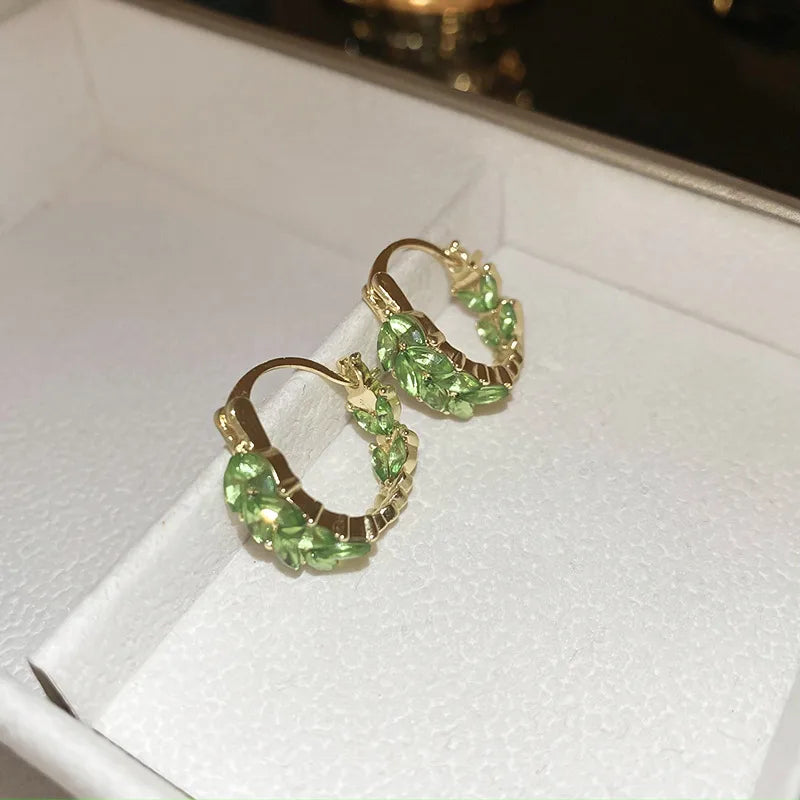 Green Zircon Flower Geometric Earrings Versatile Luxury Sensation French Vintage Style Four-sided Oval Shaped Women's Jewelry