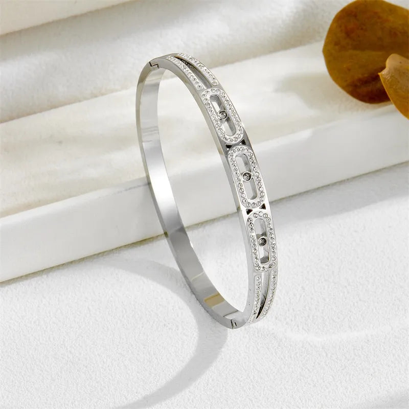 PVD Coated Real Gold Plated 18K Gold Animal Oval Titanium Steel Luxurious Simple Style Shiny Waterproof Non Tarnish Titanium Steel Bangle