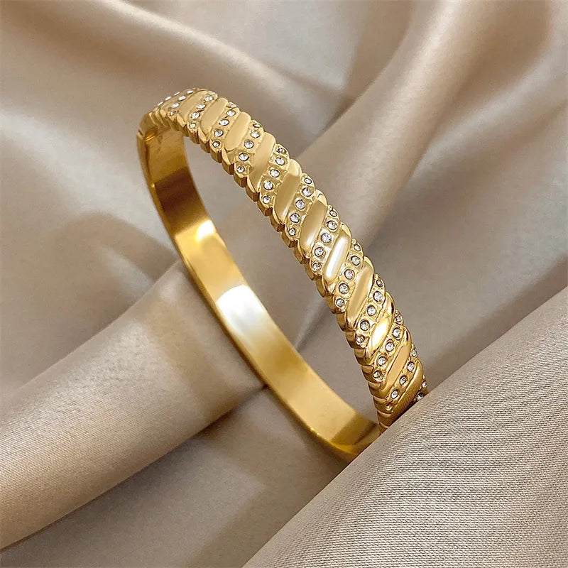 Retro Woven Texture Titanium Steel Bracelet High-End Geometric Parallel Bricklaying Stainless Steel Jewelry Accessory