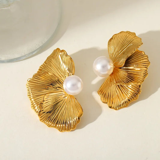 1 Pair Elegant Cute Romantic Petal Plating Inlay 304 Stainless Steel Imitation Pearl 18K Gold Plated Ear Studs
