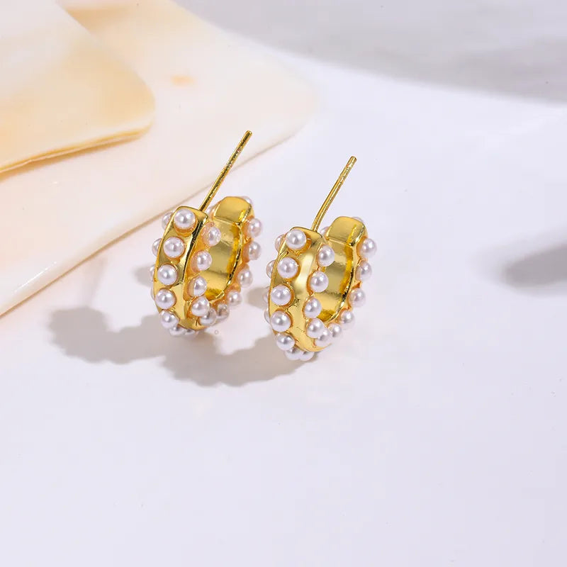 1 Pair Elegant Glam Baroque Style Geometric Geometry Copper Artificial Pearls 18K Gold Plated White Gold Plated Long-Lasting Plated Ear Studs