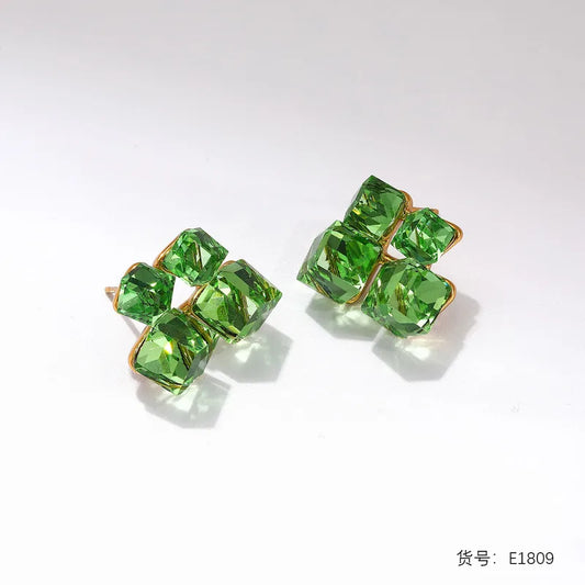 1 Pair Stainless Steel Earrings With Inlaid Diamonds, Light Luxury High-End Niche Style Earrings, Gold-Plated Earrings For Women, Titanium Steel