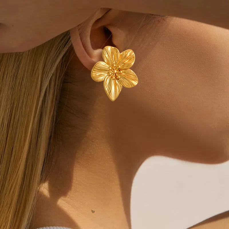 1 Pair Vacation Classic Style Flower Plating 304 Stainless Steel Artificial Pearls 18K Gold Plated Backs Drop Earrings