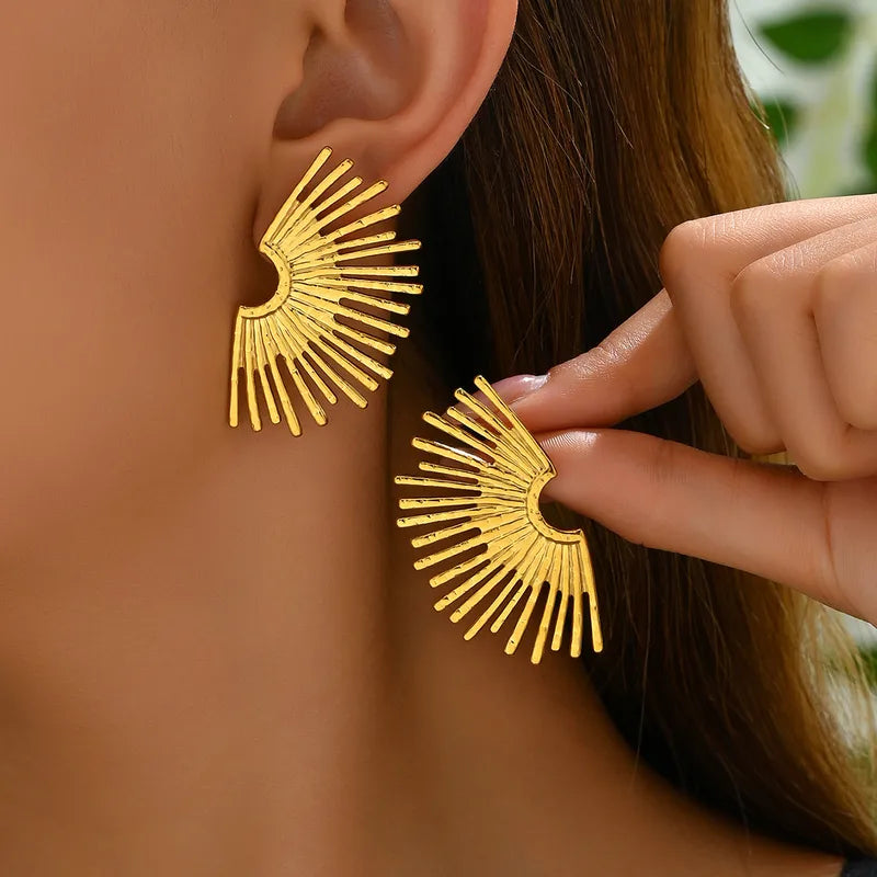 1 Pair Vacation Classic Style Round Sector Lines Plating 304 Stainless Steel 18K Gold Plated Backs Drop Earrings
