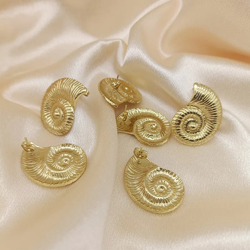 1 Pair Vacation Classic Style Round Spiral Plating 304 Stainless Steel 18K Gold Plated Backs Ear Studs