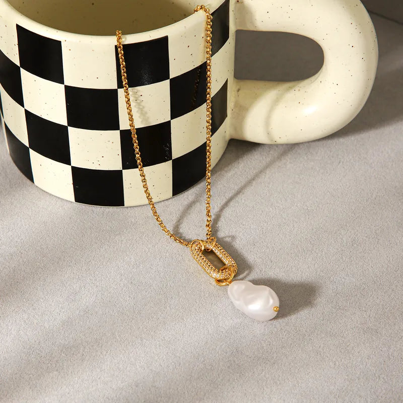 18K Gold Plated 0-Shaped Imitation Pearl Pendant Necklace Vacuum Electroplating (In Furnace) 304 Stainless Steel Women's Collarbone Chain