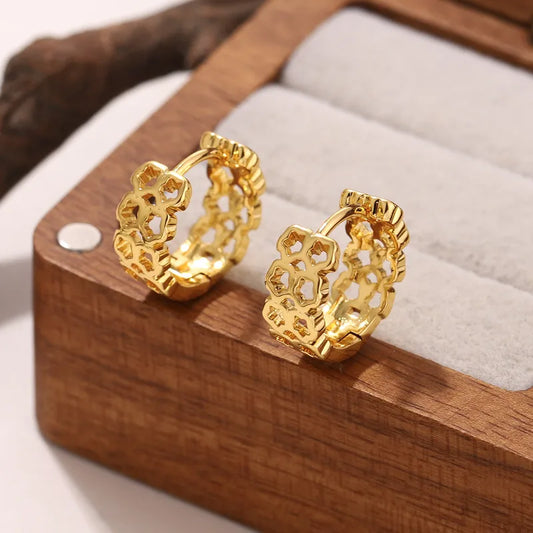 18K Gold-Plated Copper Hollow Out Earrings Geometric Pattern Casual Holiday Everyday Shopping Versatile Light Luxury Commute
