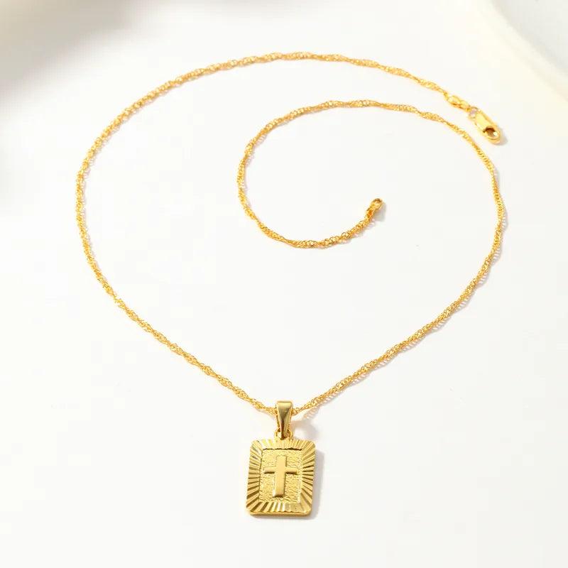 1pc Fashionable Personalized Laser Lace Square Cross Pendant Necklace, Suitable For Daily Wear, Parties, Celebrations, Holiday Gifts