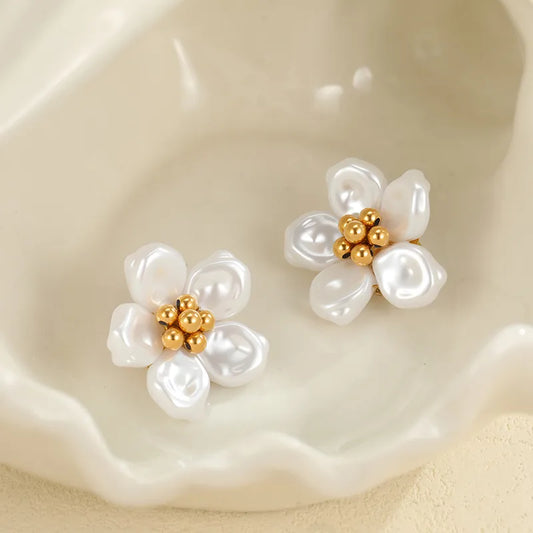 304 Stainless Steel Flower Earrings Pearl Studs Handmade Vacuum Electroplated 18K Real Gold Simple Ear Jewelry