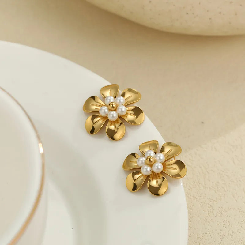 304 Stainless Steel Flower Earrings Pearl Studs Handmade Vacuum Electroplated 18K Real Gold Simple Ear Jewelry