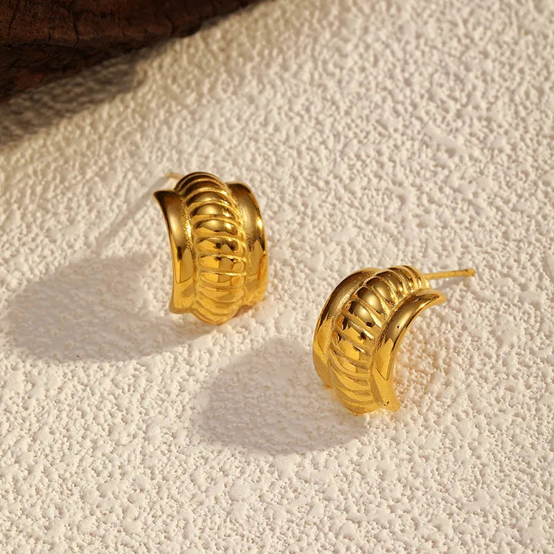 304 Stainless Steel Geometric Waves Fashion OL Simple Style Roman Style Plating Texture Earrings