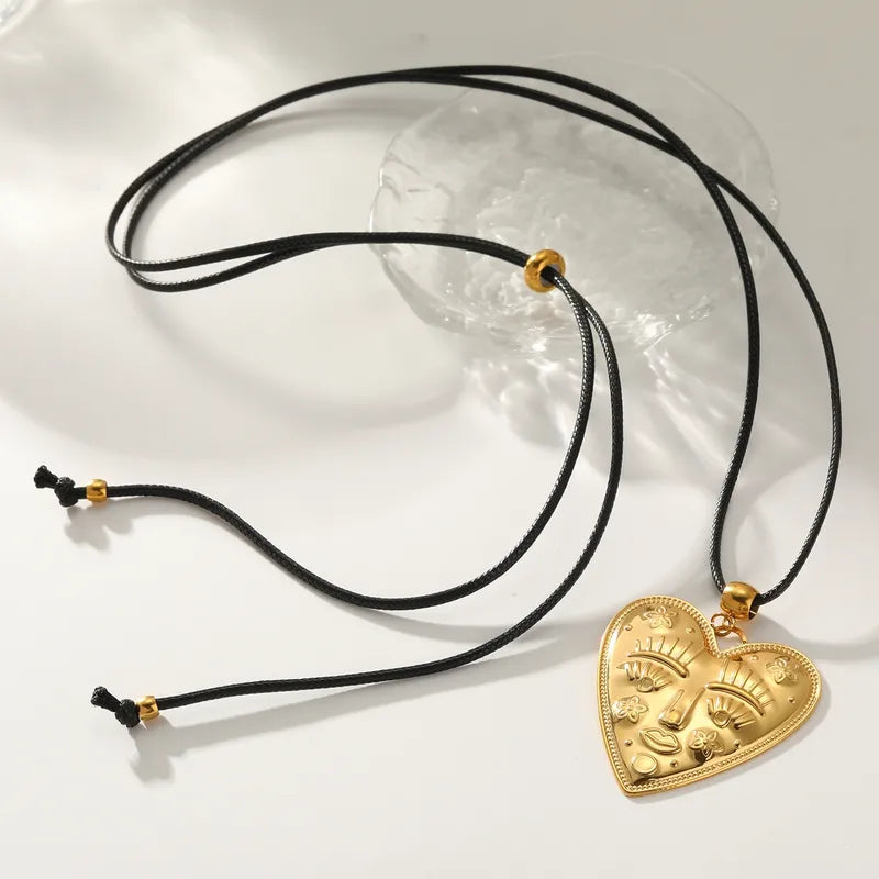 304 Stainless Steel Round Vacuum Electroplating (In Furnace) Plated 18K Real Gold Star Moon Love Heart Shape No Inlaid Material Necklace