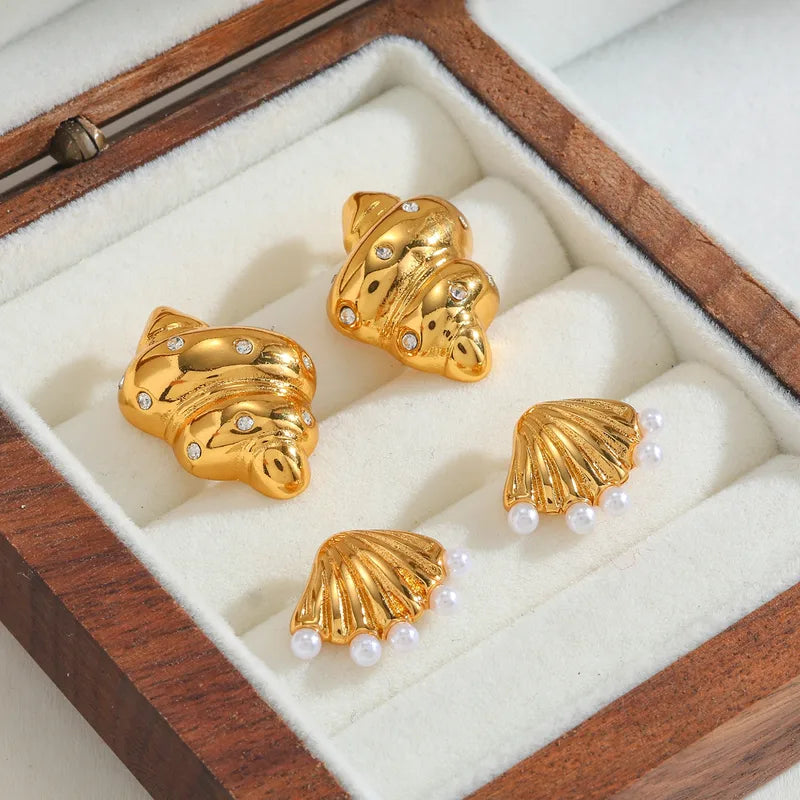 304 Stainless Steel Water Plated 18K Real Gold Conch Shell Inlaid With Artificial Pearl Zircon Casual Cute Basic Style (Simple Style) Earrings