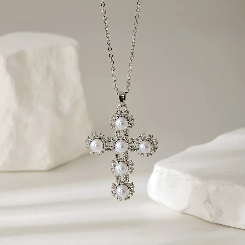 Trendy Geometric Diamond Embedded Necklace Luxury Fashion Women's Cross Pendant Clavicle Chain Copper Material Gold Plated