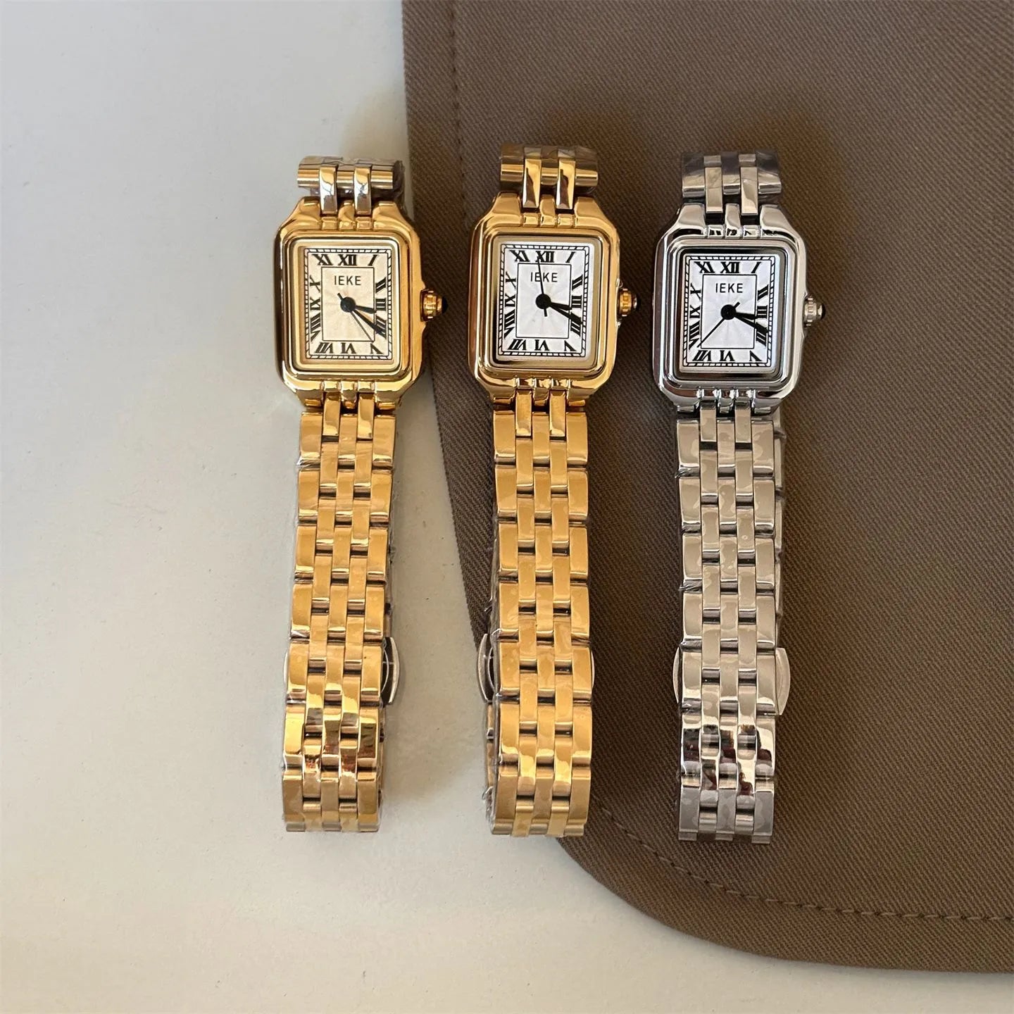Classic Retro Square Diamond Embedded Roman Couple Quartz Wristwatches Women's Style Luxury Steel Band Fashionable Timepieces