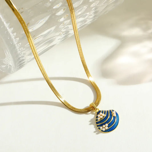 Elegant 18K Gold Plated Stainless Steel Shell Pendant Necklace With Fake Pearl Embellishment Casual Chic Lobster Clasp