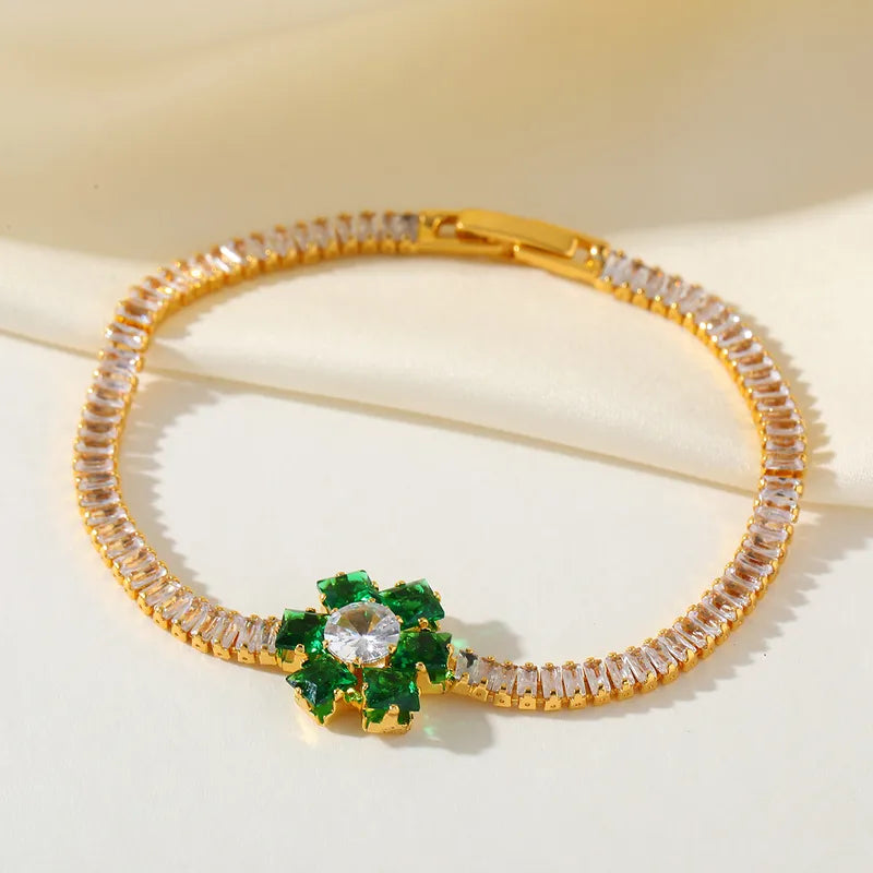 Elegant Design Copper Plated 14K Gold Embedded Zircon Flower Full Diamond Bracelet Luxury Fashion Jewelry Accessory For Women