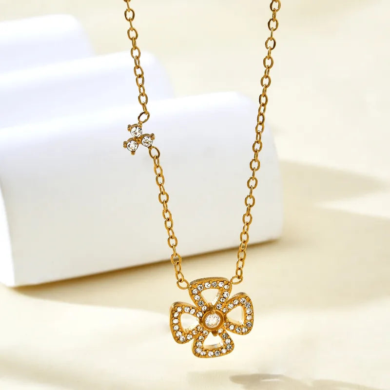 Elegant Fashion High-End Feeling Lucky Four-Leaf Clover Embedded Zircon Stainless Steel 18K Gold Plated Women's Necklace All Seasons Universal