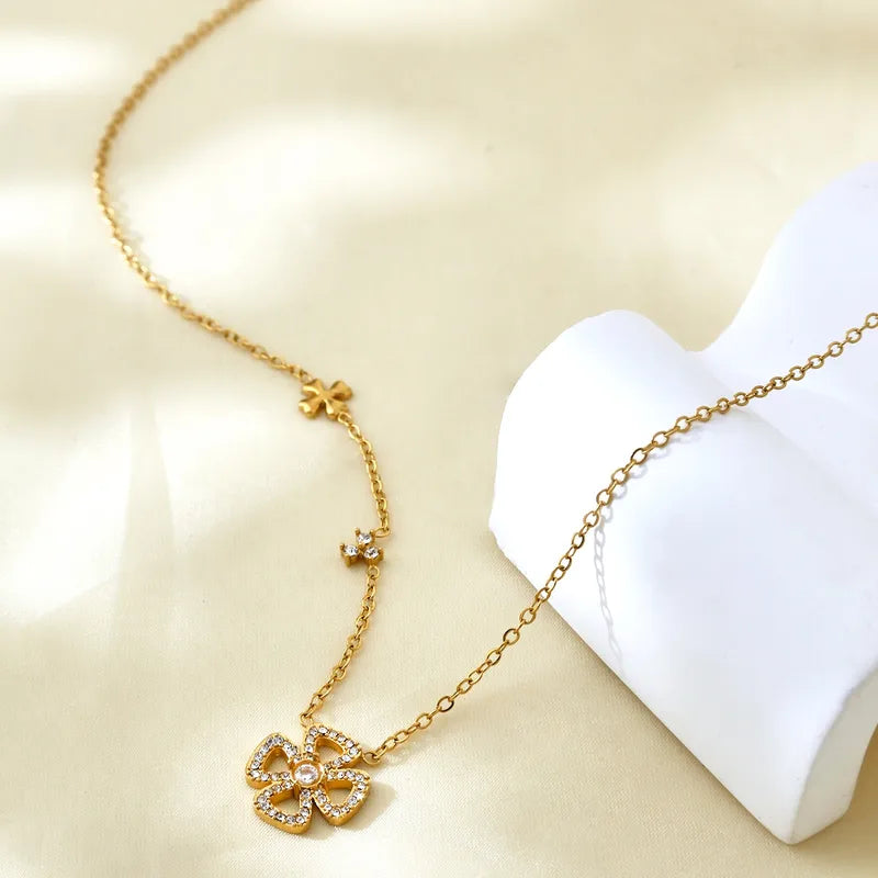 Elegant Fashion High-End Feeling Lucky Four-Leaf Clover Embedded Zircon Stainless Steel 18K Gold Plated Women's Necklace All Seasons Universal