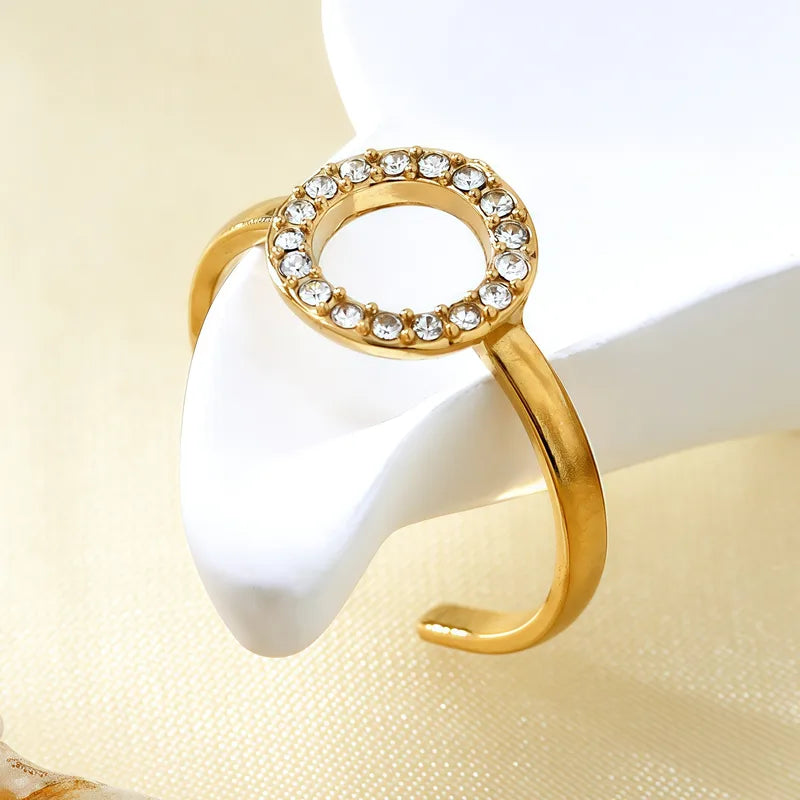 Elegant Fashion Simple High-Grade Inlaid Zircon Ring Stainless Steel 18K Gold Plating Women's Ring