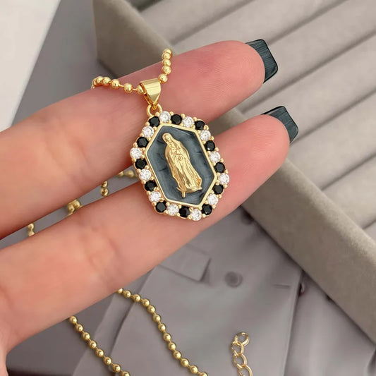 Elegant Fashionable Mary Portrait Pendant Necklace Copper Plated 18K Gold Cubic Zirconia Unisex Everyday Party Music Festival Travel Wear Unique Versatile Style