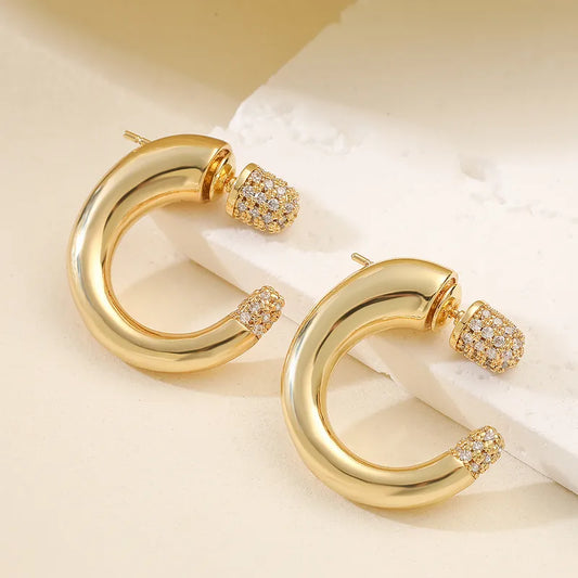 Elegant Geometric Women's Earrings Copper Plated 18K Gold Zirconia Fashionable Luxury Minimalist Commute Suitable All Seasons