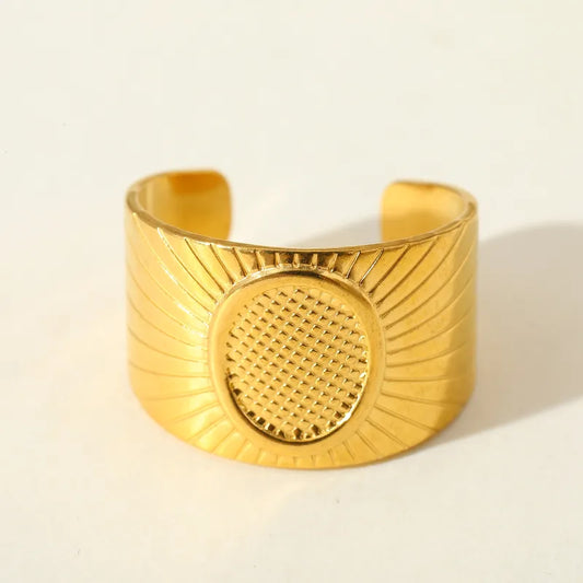 Elegant Large Stainless Steel 18K Gold Geometric Irregular Open Ring Fashionable Adjustable Size For Casual Weekend Selfie Street Style