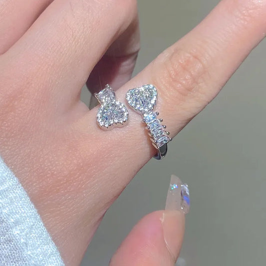 Elegant Open Heart Ring For Women Fashionable Unique Design Premium Quality Copper Material Dainty Finger