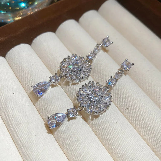 Elegant Round Silver Needle Zircon Tassel Earrings Luxury Feelings Court Style Women's Jewelry Fashionable Drop Earrings