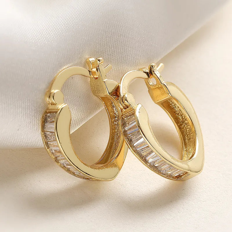 Elegant Simple Luxury Copper Plated 18K Gold Zirconia Women's Earrings Versatile Geometric Pattern Daily Selfie Shopping