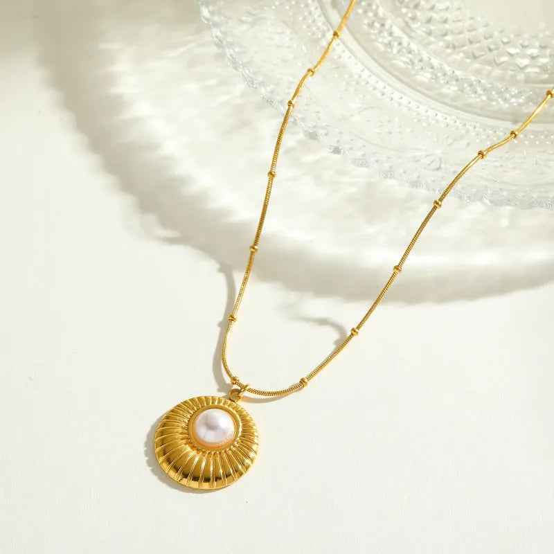 Elegant Simplicity 18K Gold Plated Stainless Steel Pearl Texture Round Pendant Necklace For Casual Daily Date Selfie Festival