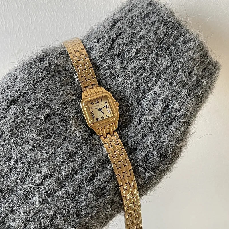 Elegant Vintage Gold Strap Women's Watch Luxury Minimalist High-end Quality Middle-aged Fashion Quartz Wristwatch