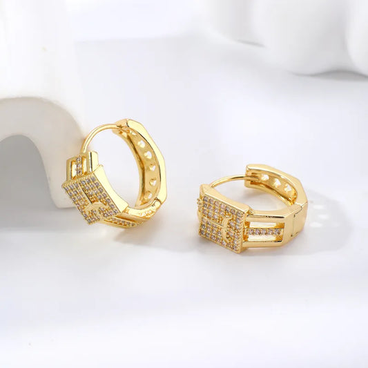 Elegant Zircon Cut Design High-End Ear Cuffs Fashion Accessories Suitable For Daily Wear Birthday Or Valentine's Day Perfect Gift Neutral Style