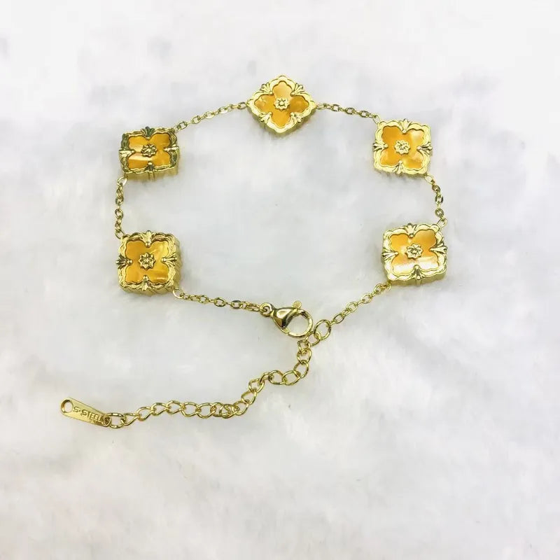 Fashionable Four Leaf Clover Mother Of Pearl Acrylic Jewelry Bracelet High End Five Petal Bracelet Colorful Stylish Bracelet (