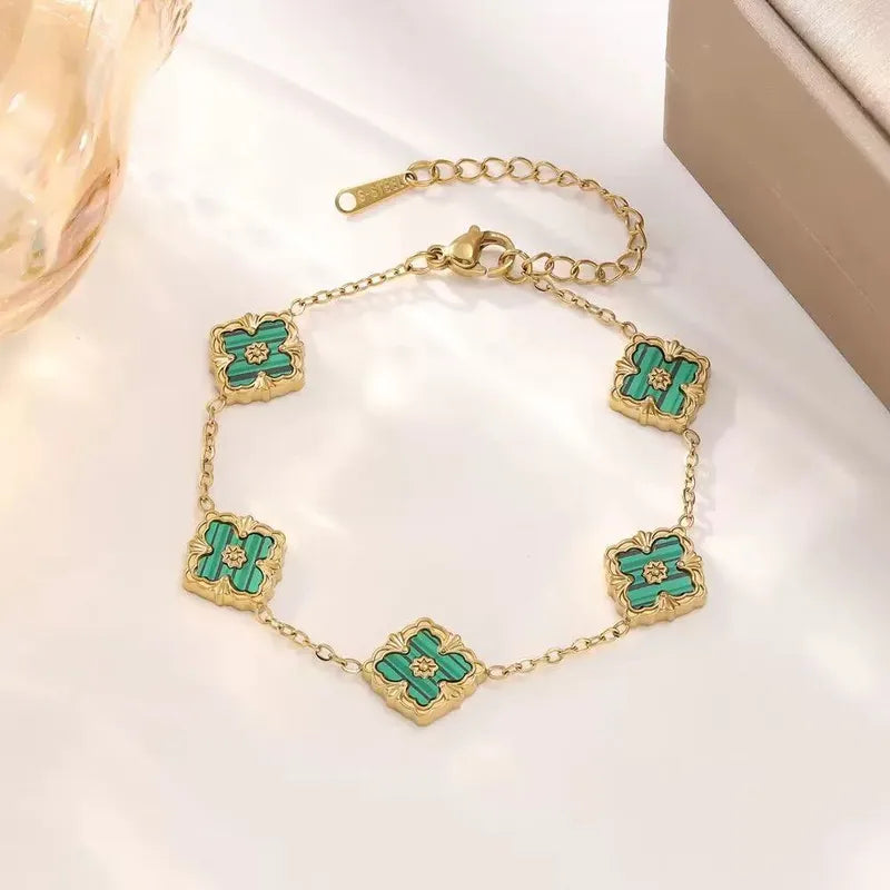 Fashionable Four Leaf Clover Mother Of Pearl Acrylic Jewelry Bracelet High End Five Petal Bracelet Colorful Stylish Bracelet