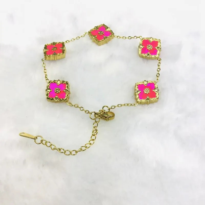 Fashionable Four Leaf Clover Mother Of Pearl Acrylic Jewelry Bracelet High End Five Petal Bracelet Colorful Stylish Bracelet